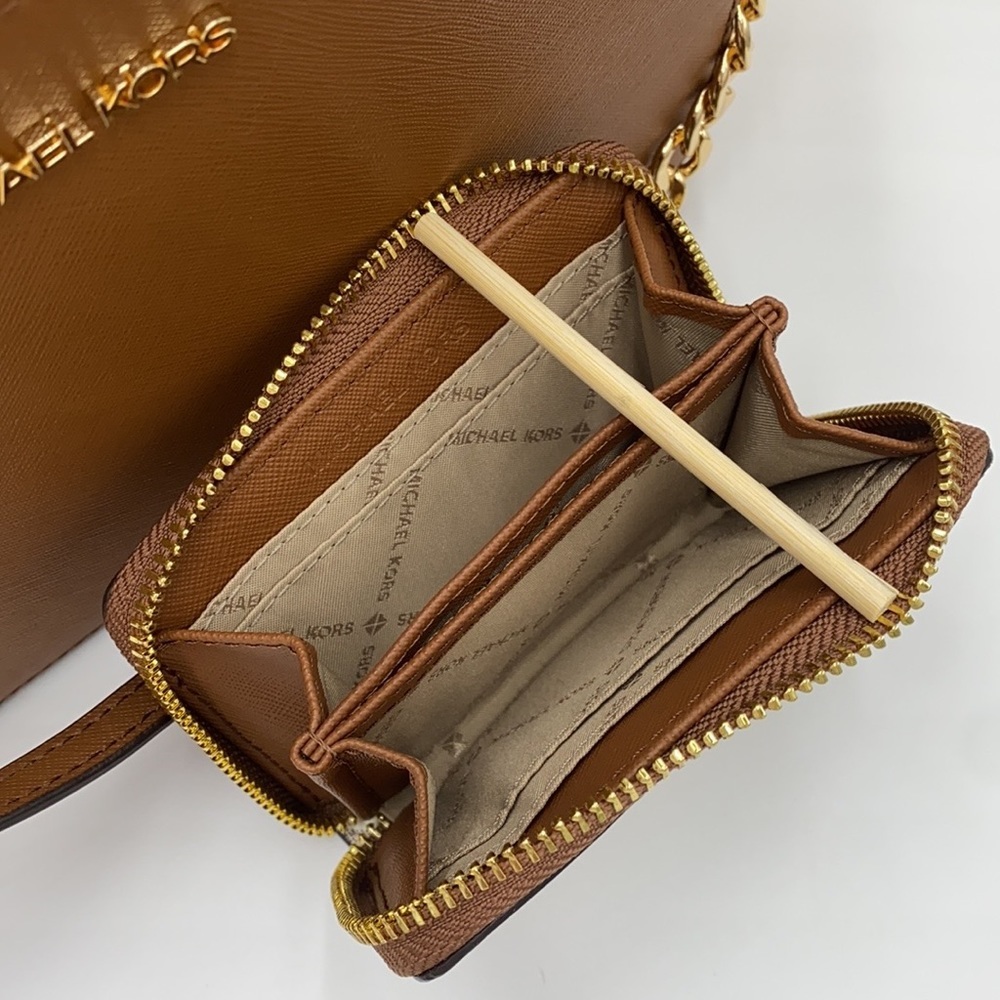 MICHAEL KORS LG EW CROSSBODY & MD ZA CARD CASE SET - Picture 10 of 16